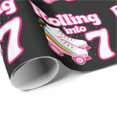 キッズスケートパーティー- 7誕生日 – ローラースケートで滑る ラッピングペーパー (ロールコーナー)