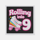 キッズスケートパーティー- 9th誕生日 – ローラースケートで滑る スタンダードカクテルナプキン (正面)