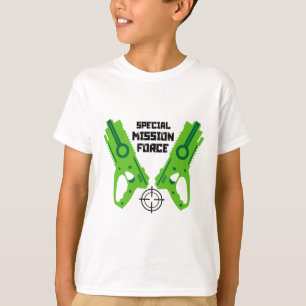 キッズトイガンバトルクリスマスと誕生日 Tシャツ