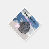 キッズハッピーバースデーギニアピッグピンクサッカーボール スタンダードカクテルナプキン (角)