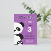 キッズパパーソナライズされたンダかわいいパープル誕生日 インビテーションポストカード (スタンド正面)