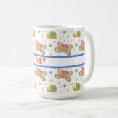 キッズパーソナライズされたスカタツムリとバタフライパターン（の模様が）ある コーヒーマグカップ (正面右)