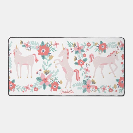 キッズピンクのユニコーンと花と名前をカスタムする デスクマット (正面)