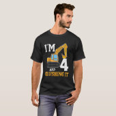 キッズフォー4年4thバースデーディガーボーイ建築 tシャツ (正面フル)