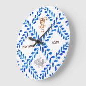 キッズブルー&ホワイトモンキーゾウ名前をカスタムする ラージ壁時計 (傾斜)