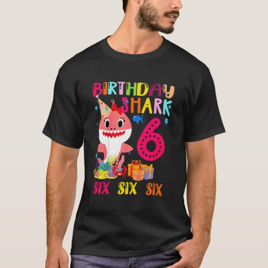 キッズベビーかわいいピンクシャーク6誕生日6歳 Tシャツ (正面)