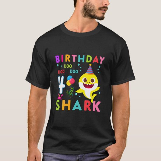 キッズベビーカワイイシャーク4歳の誕生日男の子4歳 Tシャツ (正面)