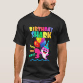 キッズベビーシャーク誕生日男の子3歳ドゥーD Tシャツ (正面)