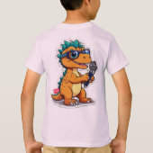 「キッズベーシックTシャツ – 快適スタイリッシュ&ティー」 Tシャツ (裏面)