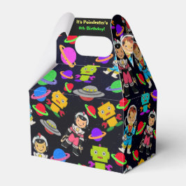 キッズレトロ宇宙飛行士とロボットパーソナライズされた フェイバーボックス