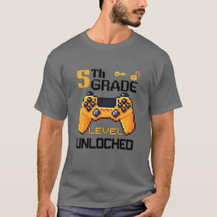 キッズレベル5グレードのロック解除されたビデオゲームピクセルコン Tシャツ