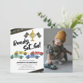 キッズレースカーAny Age誕生日写真 招待状 (スタンド正面)