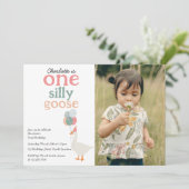 キッズワン間抜けグース1stかわいいフォトバースデーパーティー 招待状 (スタンド正面)