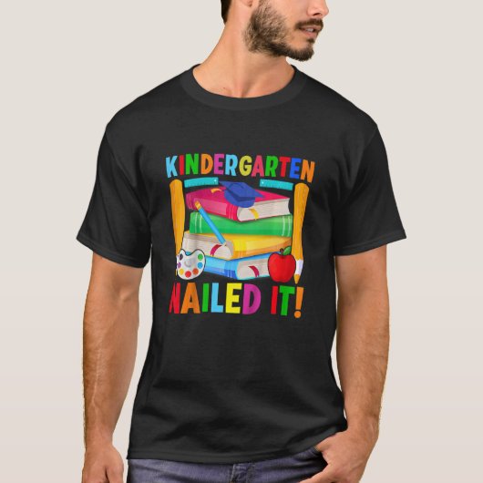 キッズ幼稚園が卒業を告げた Tシャツ (正面)