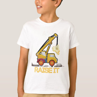 キッズ建築トラック第4誕生日ボーイショベル Tシャツ