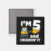 キッズ建築トラック5th誕生日少年5年O マグネット (正面/裏面)