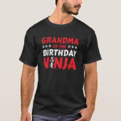 キッズ忍者パーティー空手おばあちゃんの誕生日忍者 Tシャツ (正面)