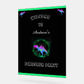 キッズ恐竜の誕生日パーティー歓迎サイン アクリルサイン (傾斜)