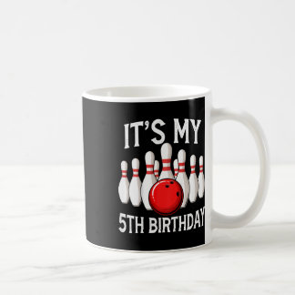 キッズ私の5番目の誕生日ボーリングボウリングをする人、 クリケットの投手5年 コーヒーマグカップ