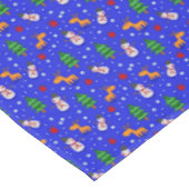 キッズ雪だるまトナカイのクリスマスツリーブルーレッド テーブルクロス (アングル)