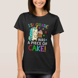 キッズ1年生1Aケーキの女の子Lasのピース Tシャツ