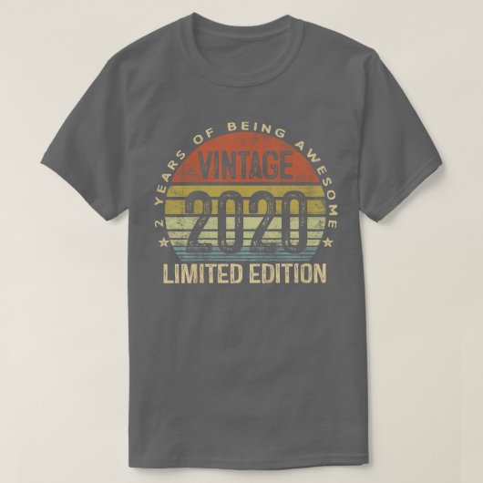 キッズ2年古いギフトヴィンテージ2020限定版 Tシャツ (デザイン正面)