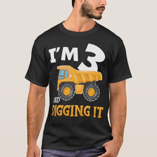 キッズ3年3歳3歳の誕生日建築少年3歳 Tシャツ (正面)