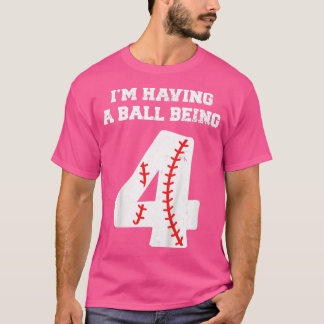 キッズ4歳の野球誕生日4歳の誕生日ボーイズ Tシャツ