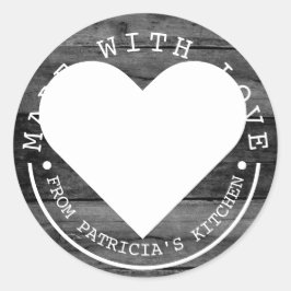キッチンから – ラブブラックウッドで作られた ラウンドシール