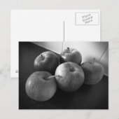 キッチンのリンゴ ポストカード (正面/裏面)