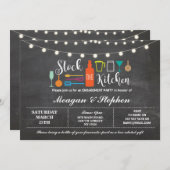 キッチンの婚約パーティカップルのシャワーをストック 招待状 (正面/裏面)