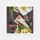 キッチンイタリアンフードのパーソナライズ文字 スタンダードカクテルナプキン (正面)
