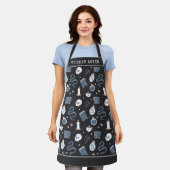 キッチンウィッチミスティックボホクリスタルスカルハロウィーン エプロン (着用した状態)
