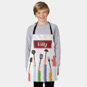 キッチン物レッドエプロン エプロン (着用した状態)