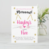 キッテンピンク&金ゴールド子供の誕生日招待状 招待状 (スタンド正面)