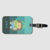 キッドヘッジホッグサッカー選手のターコイズストライプ ラゲッジタグ (正面横)