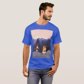 キツツキとビーバーの野生動物キャンパー面白グッズ Tシャツ (正面フル)