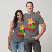 キツネのクリスマススノーボード Tシャツ (ユニセックス)