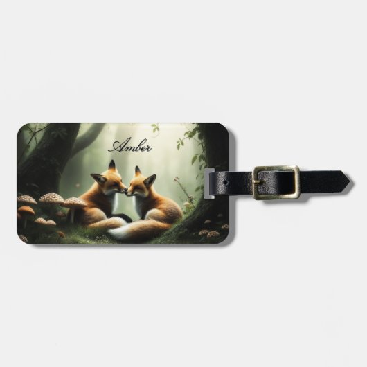 キツネのケドルの霧の森パーソナライズされた ラゲッジタグ (正面横)