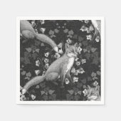 キツネ，ベルフラワーとツタ，モノクロ，シルバーウォール スタンダードカクテルナプキン (正面)