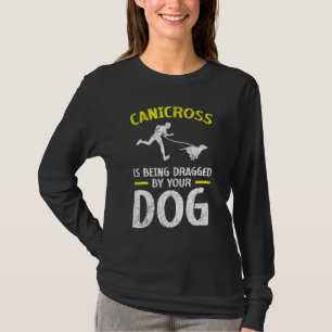 キニクロスは5Kランのためにあなたの犬にドラッグされている Tシャツ