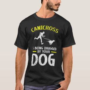 キニクロスは5Kランのためにあなたの犬にドラッグされている Tシャツ
