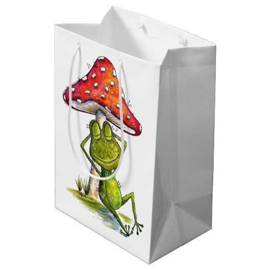 キノコお洒落の下で眠るカエル ミディアムペーパーバッグ (裏面アングル)