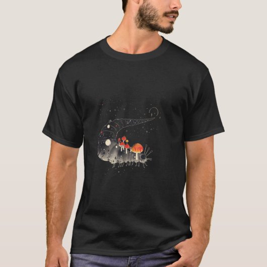 キノコと不思議な芋虫 - 森林モチーフ Tシャツ (正面)