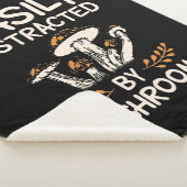 キノコに容易に気を取られる シェルパブランケット (3/4)