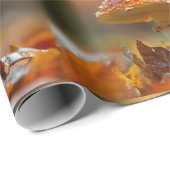 キノコのかわいい自然シーンの上にカタツムリ ラッピングペーパー (ロールコーナー)