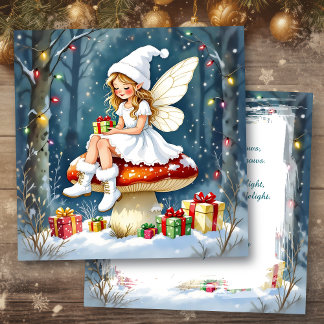 キノコのコテージコアに座るクリスマスの妖精 カード