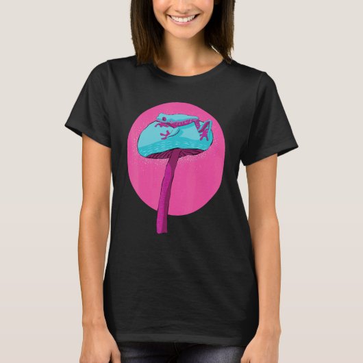 キノコの上のヤドクガエル Tシャツ (正面)