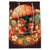 キノコの下の可愛遊い小人抱き枕 ミディアムペーパーバッグ (裏面)