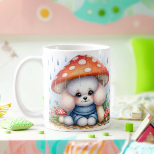 キノコの傘の下で愛らしいプードル子犬 コーヒーマグカップ